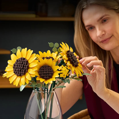 LEGO® Botanicals Sunflower Bouquet 11502 – 686 Pieces – Building Set for Adults